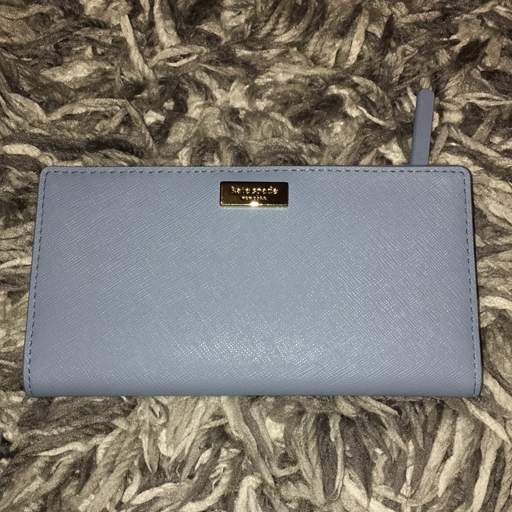 ⚡️FLASH SALE!!⚡️ NWT BLUE KATE SPADE STACY WALLET